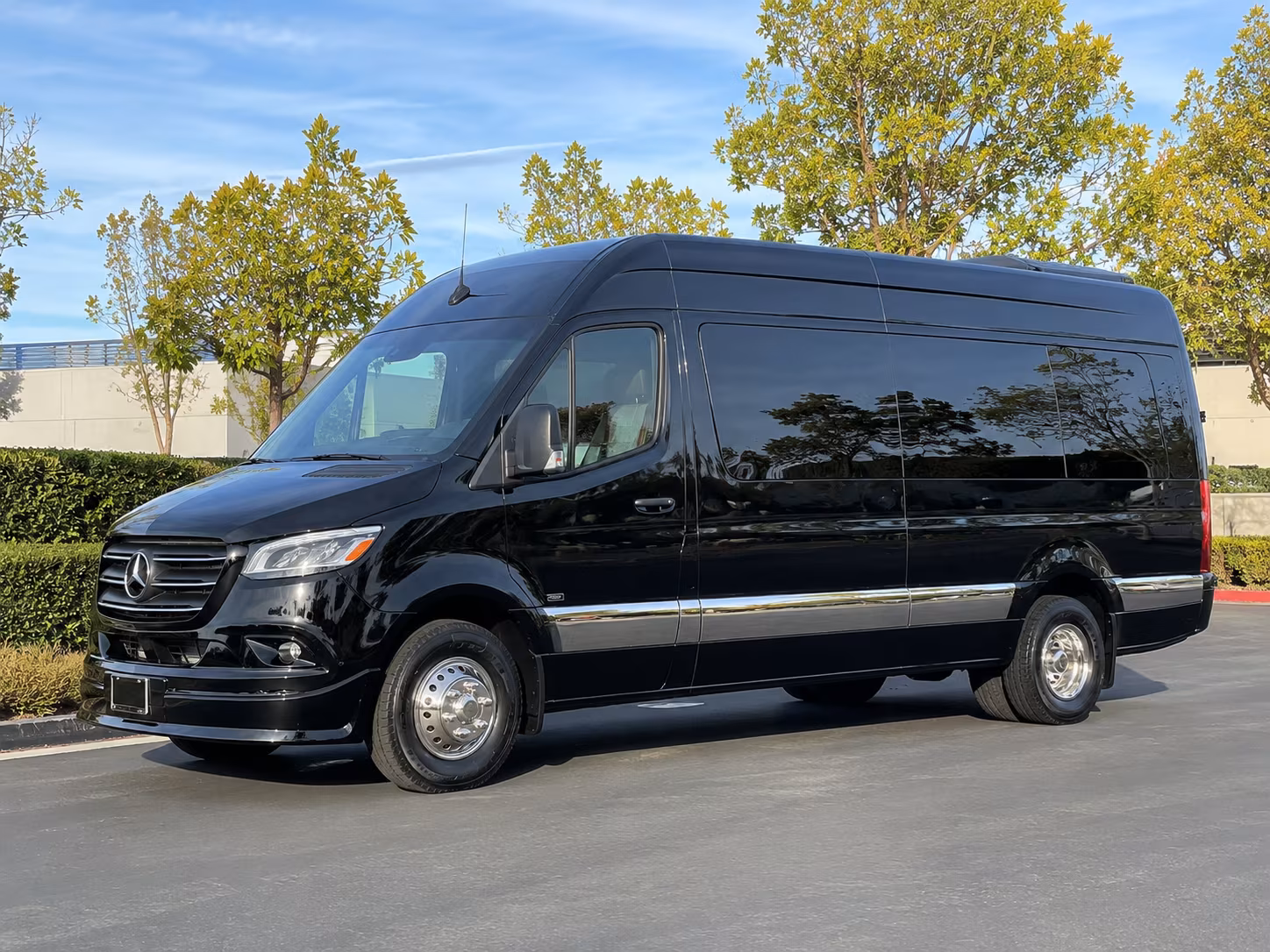 find the perfect transportation for your next wedding 1